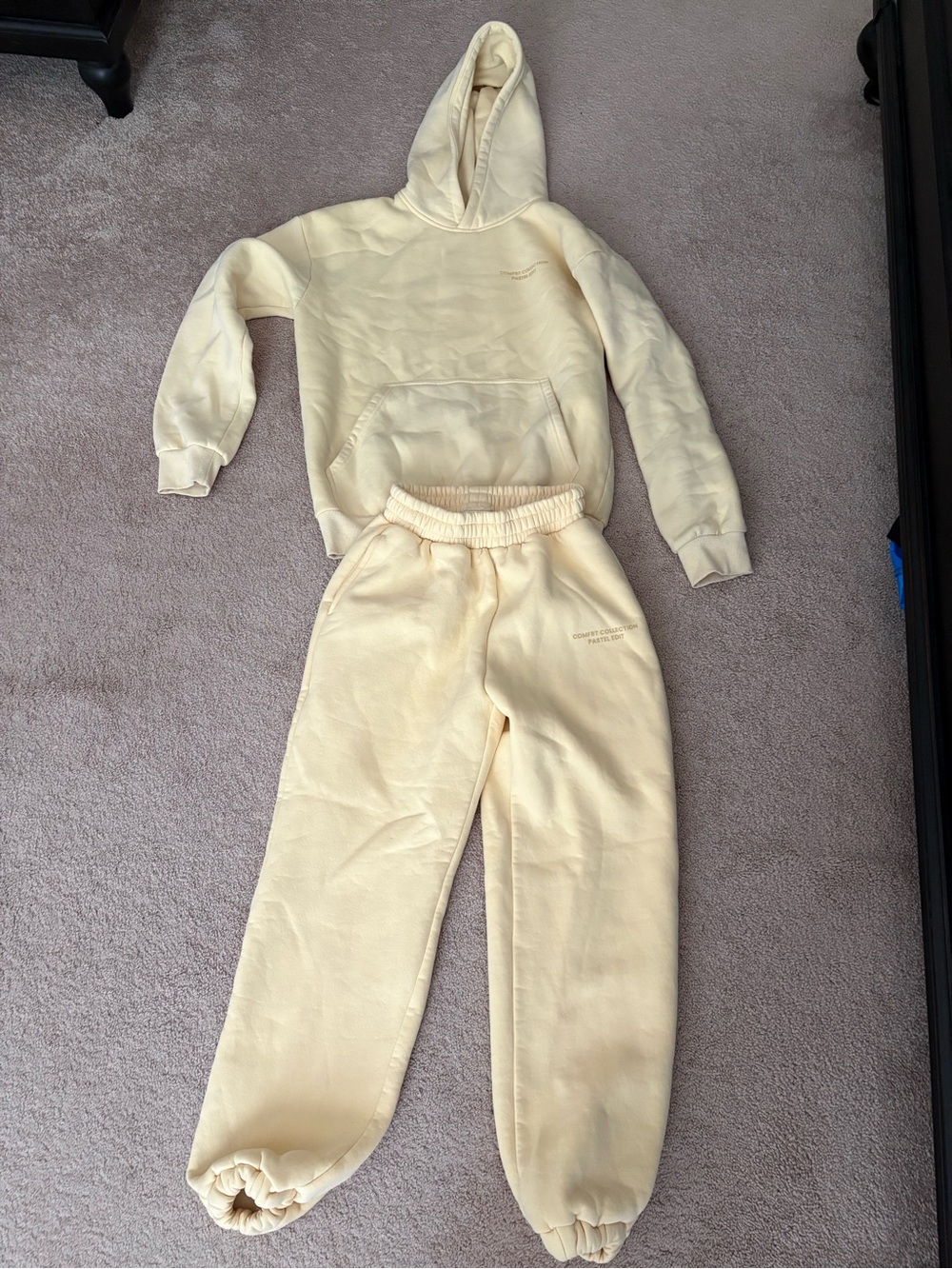 Cozy Cream Hooded Sweatshirt & Elastic-Waist Joggers Set
